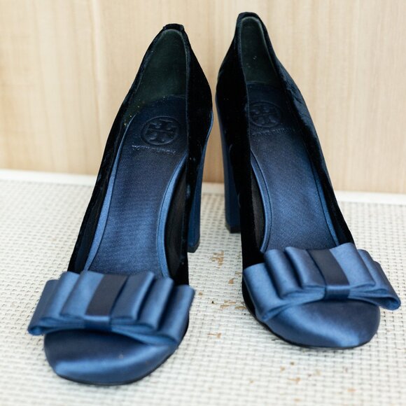 Tory Burch | Cicely Blue Velvet High Heels - Picture 1 of 3